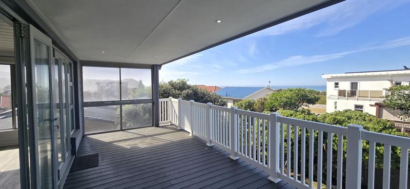 4 Bedroom Property for Sale in Southern Cross Western Cape